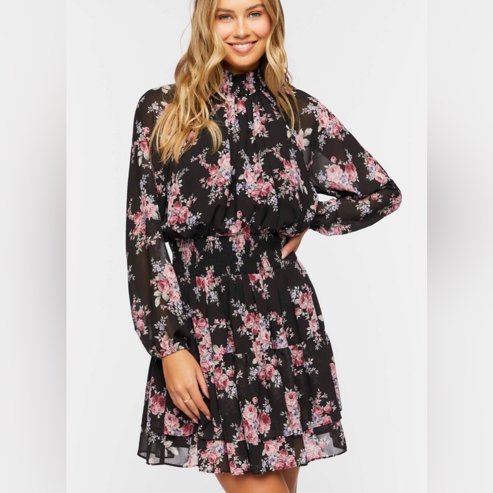 ๐ธ๐ธ๐ธ BNWT Forever 21 Smocked Dress ๐ - Picture 1 of 4